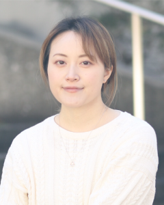 上平晃代アーティスト写真